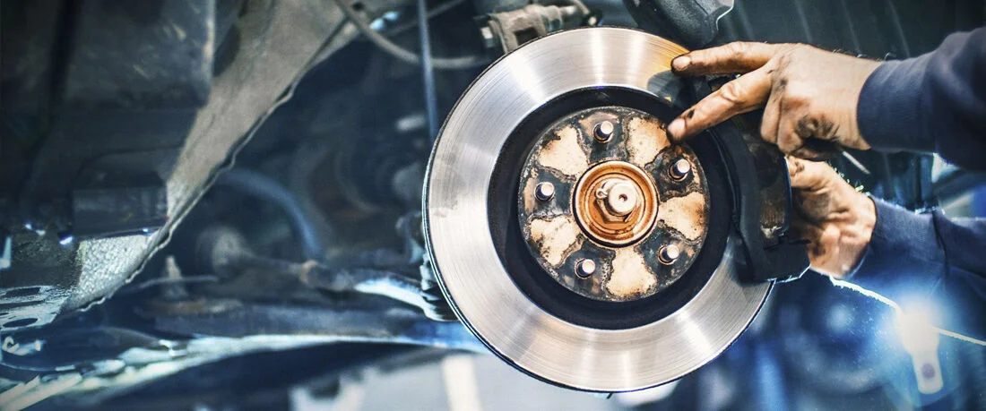 Reparații frâne și sisteme de frânare - Servicii Auto VivaCar